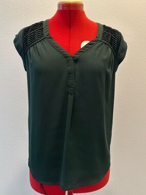 Serein - Dark Green Detailed Shoulder Blouse - Women's Size Extra Small Petite